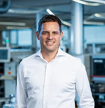 CEO von Variosystems